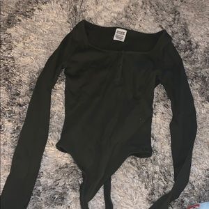 green bodysuit with thumb holes